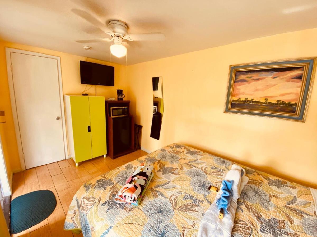 Sun Deck Inn & Suites Fort Myers Beach Zewnętrze zdjęcie