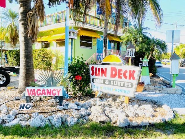 Sun Deck Inn & Suites Fort Myers Beach Zewnętrze zdjęcie