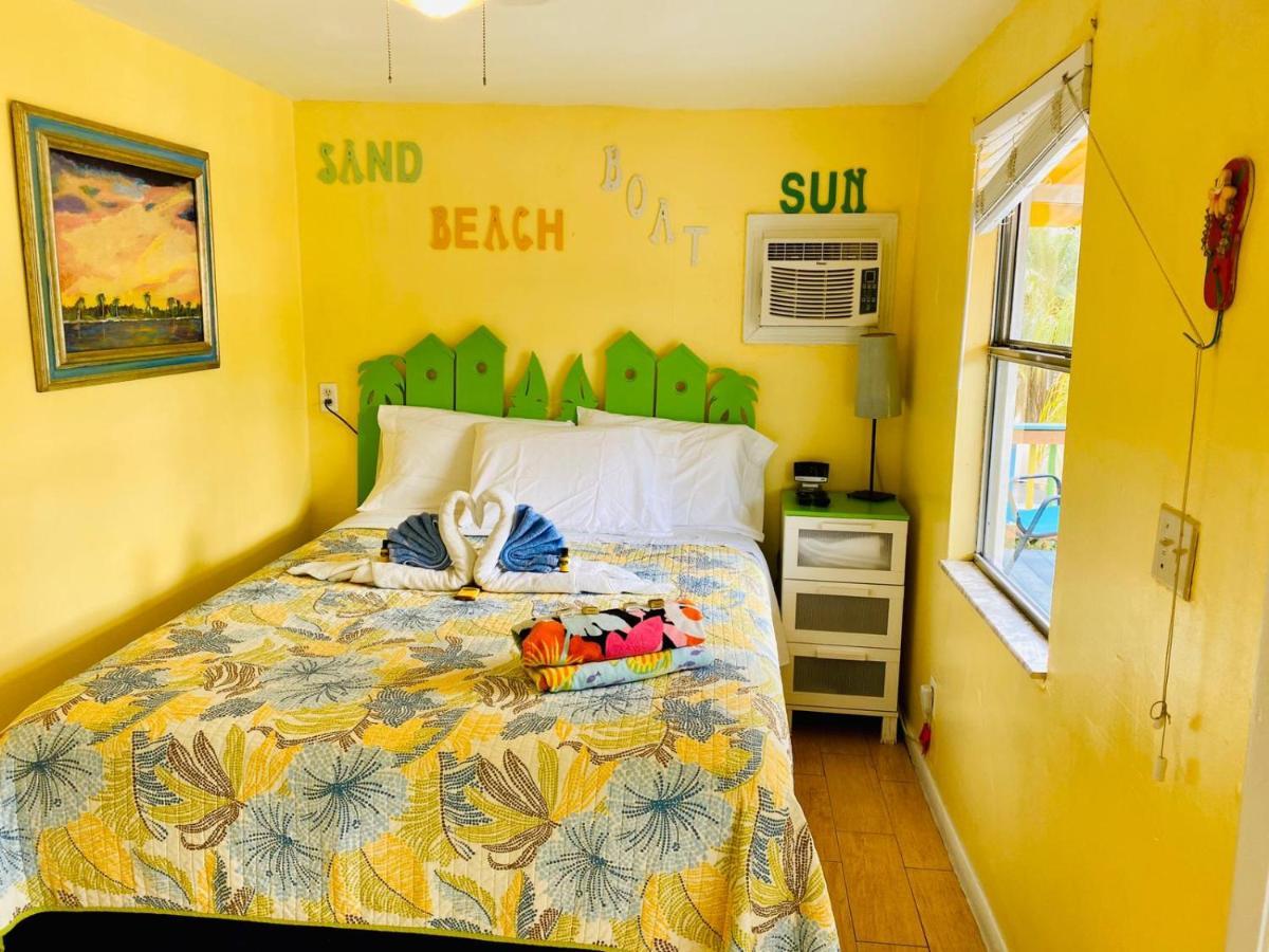 Sun Deck Inn & Suites Fort Myers Beach Zewnętrze zdjęcie