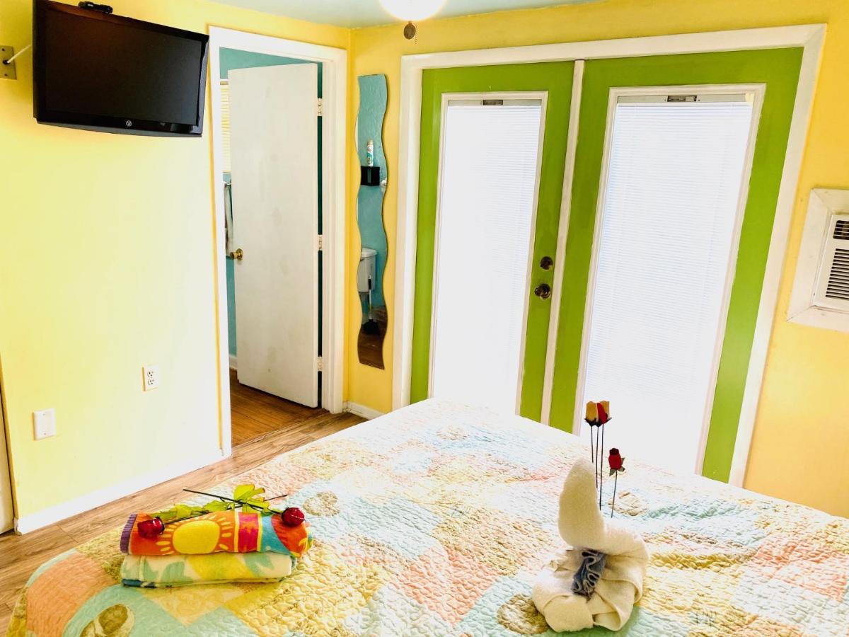 Sun Deck Inn & Suites Fort Myers Beach Zewnętrze zdjęcie